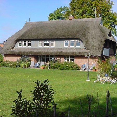 Ferienwohnung Nr 02 Og Spitzboden Борн Екстериор снимка