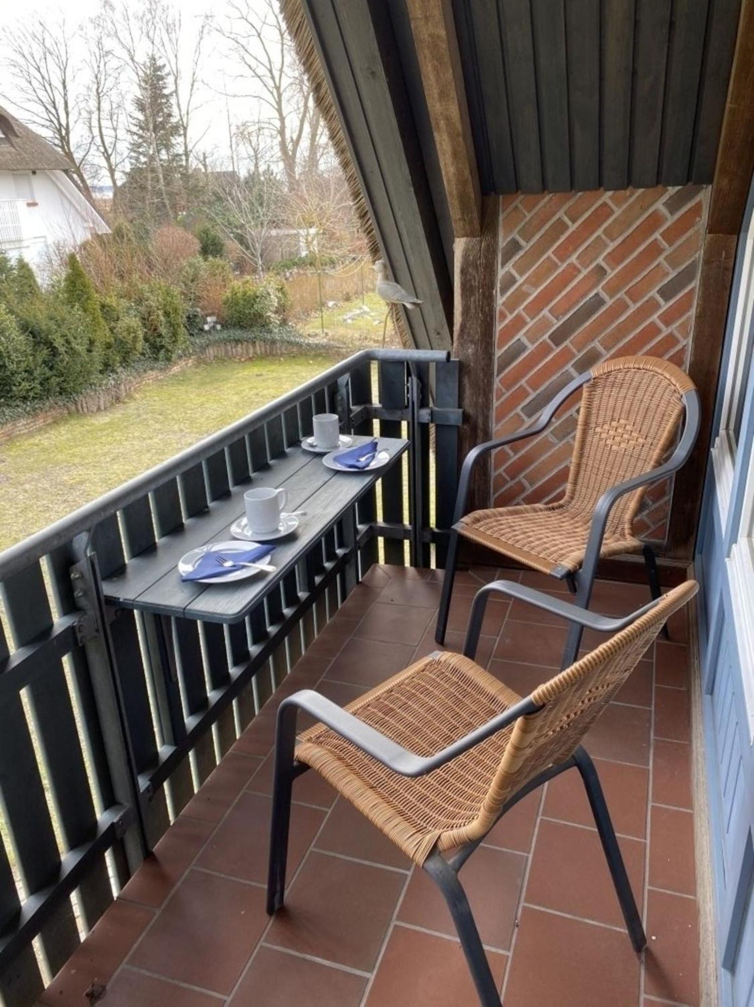 Ferienwohnung Nr 02 Og Spitzboden Борн Екстериор снимка