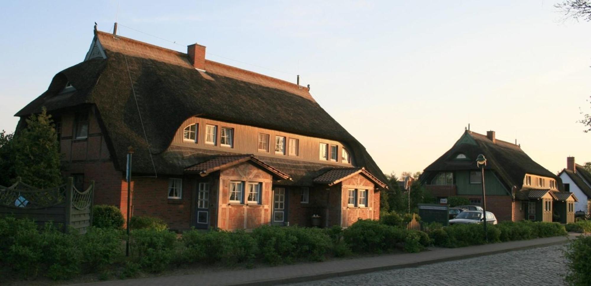 Ferienwohnung Nr 02 Og Spitzboden Борн Екстериор снимка